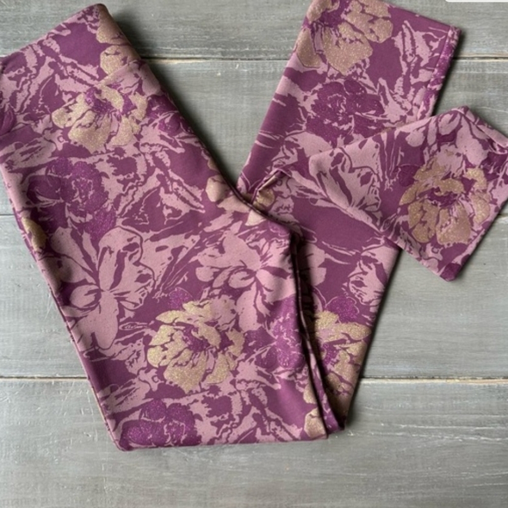 Soft Surroundings Purple and Gold Floral Blazer & Pants - Picture 15 of 16